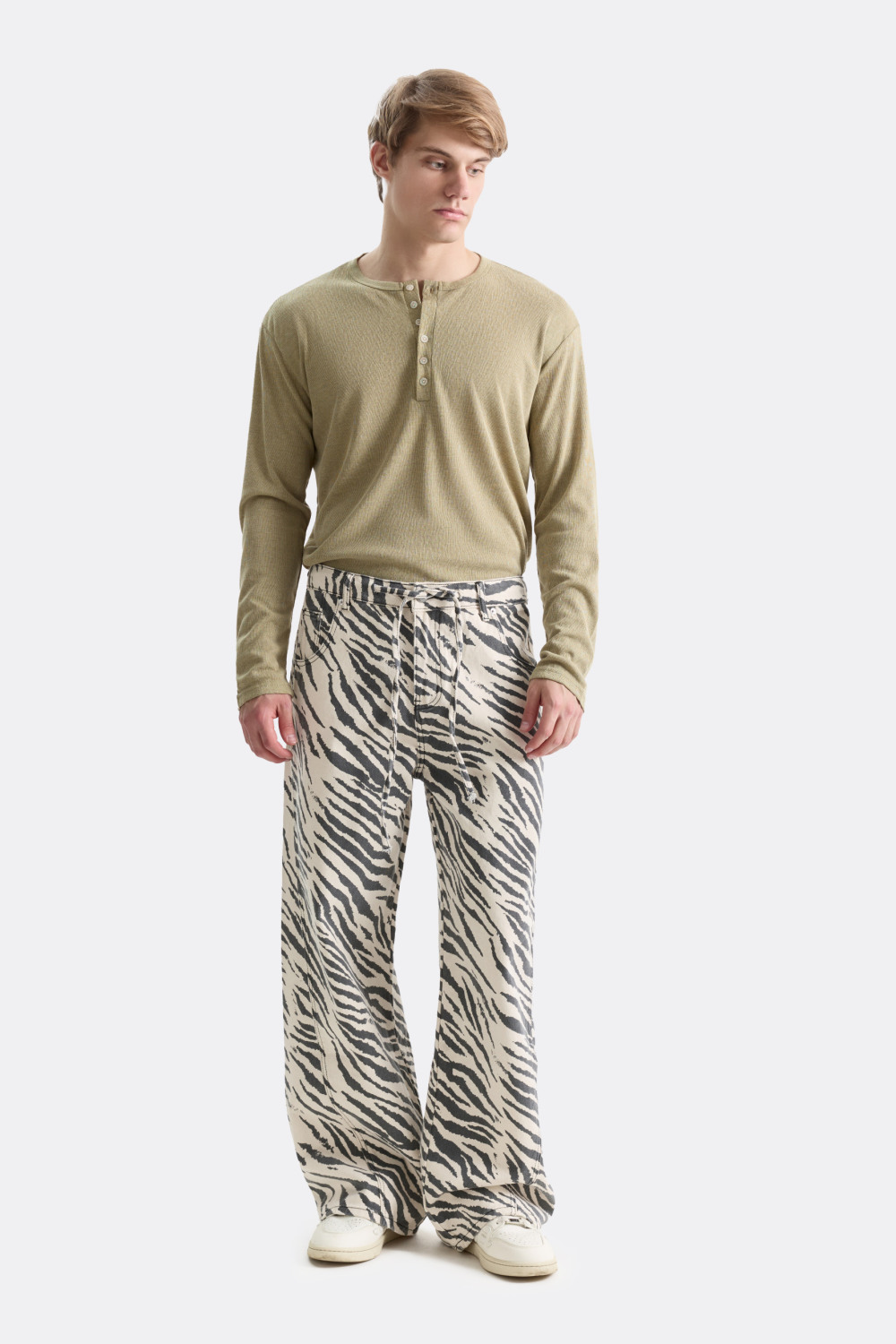 ​Джинсы Zebra