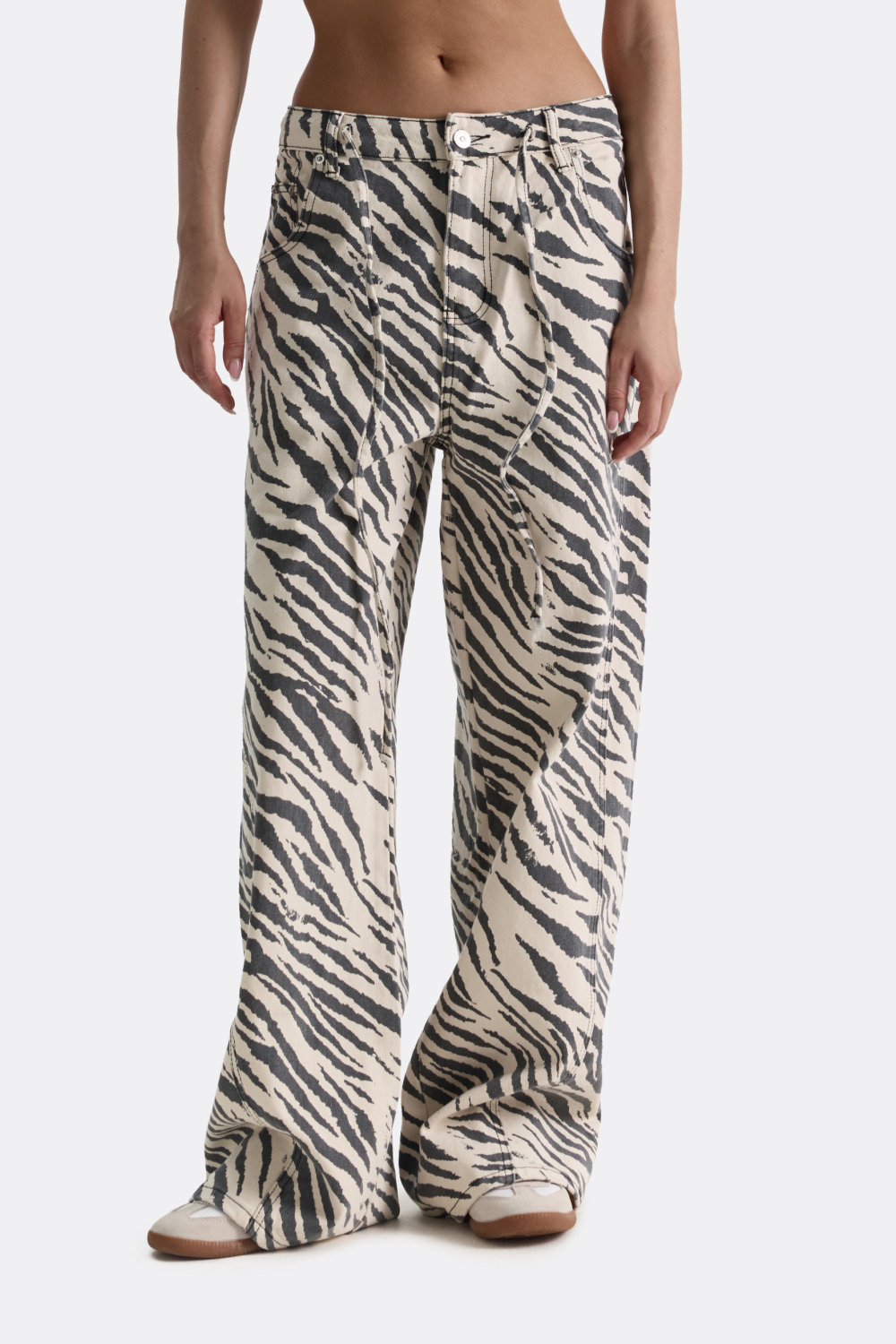 ​Джинсы Zebra