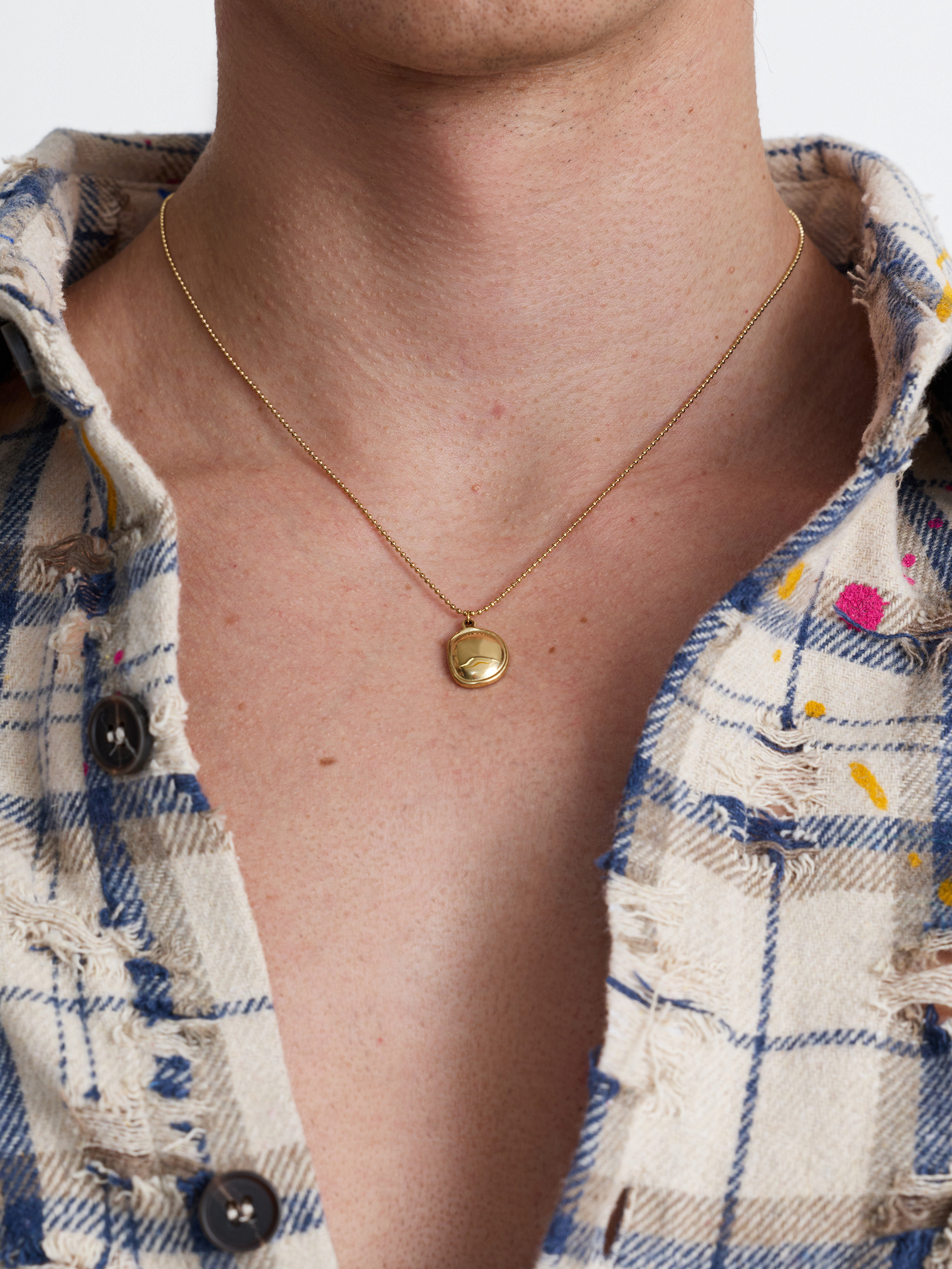 ​Цепочка с медальоном