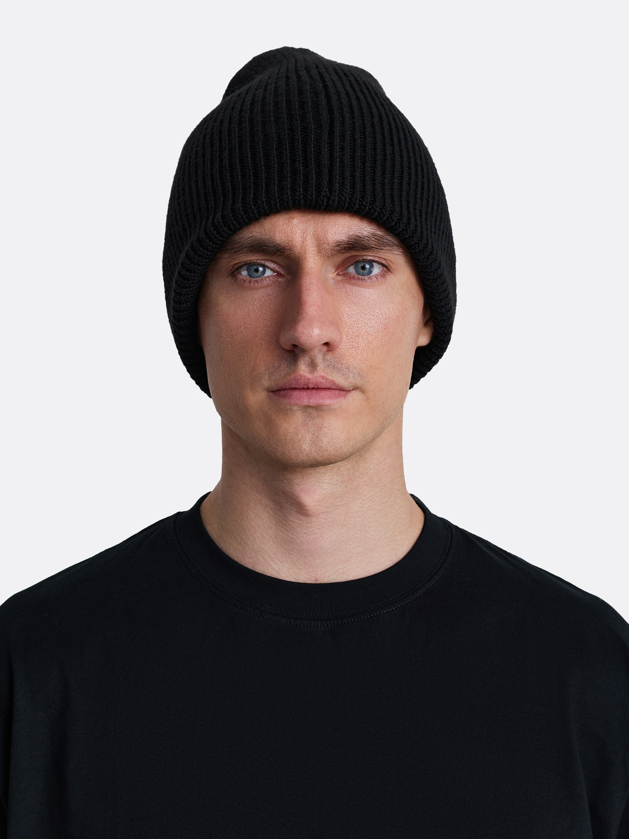 ​Шапка с отворотом