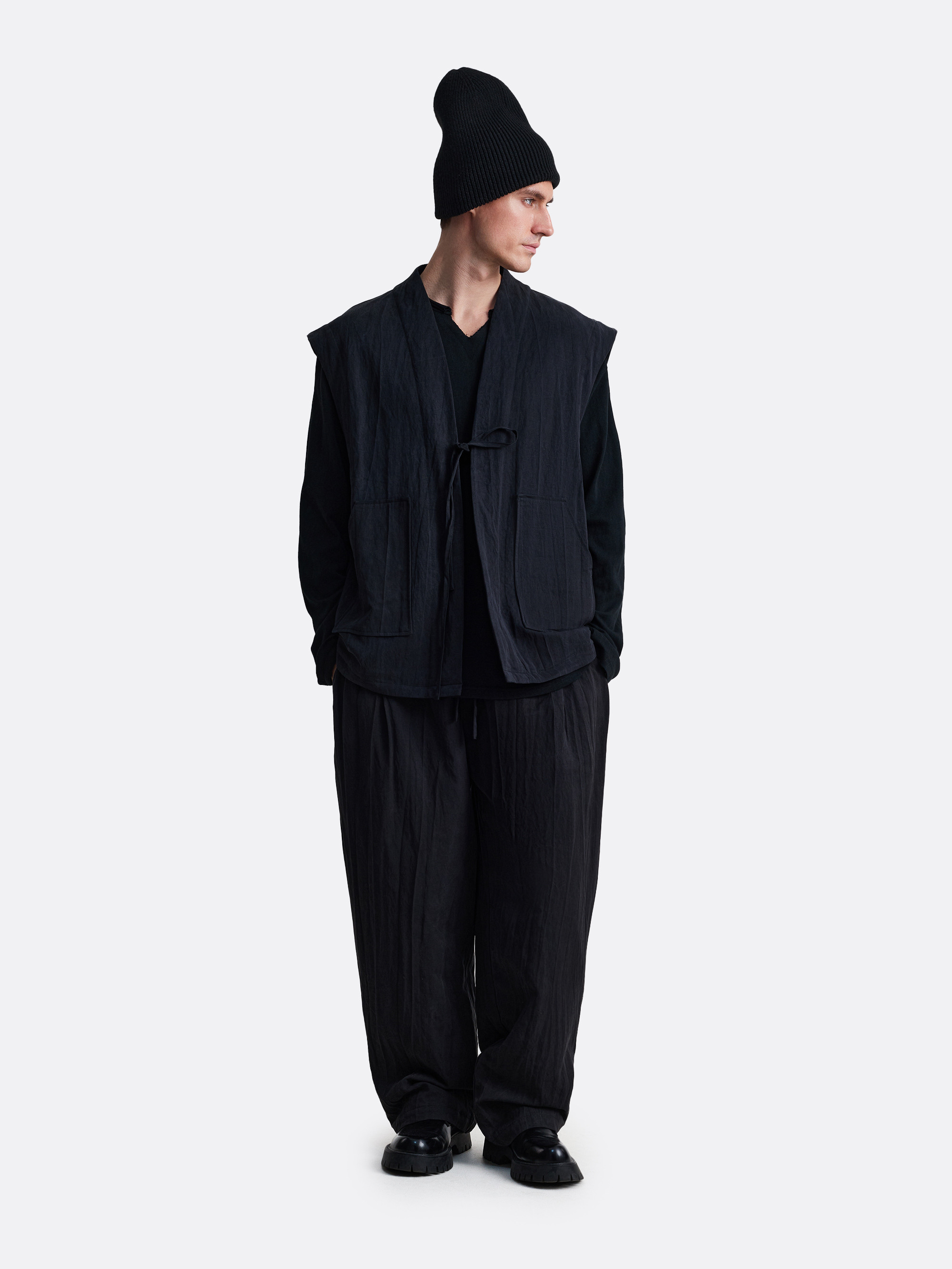 ​Утепленный жилет с завязками Shibui