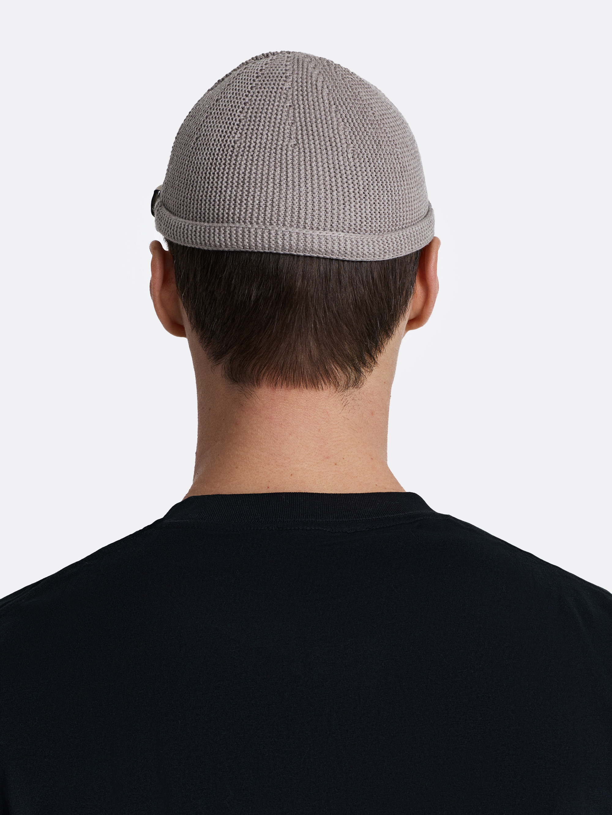 ​Шапка-бини