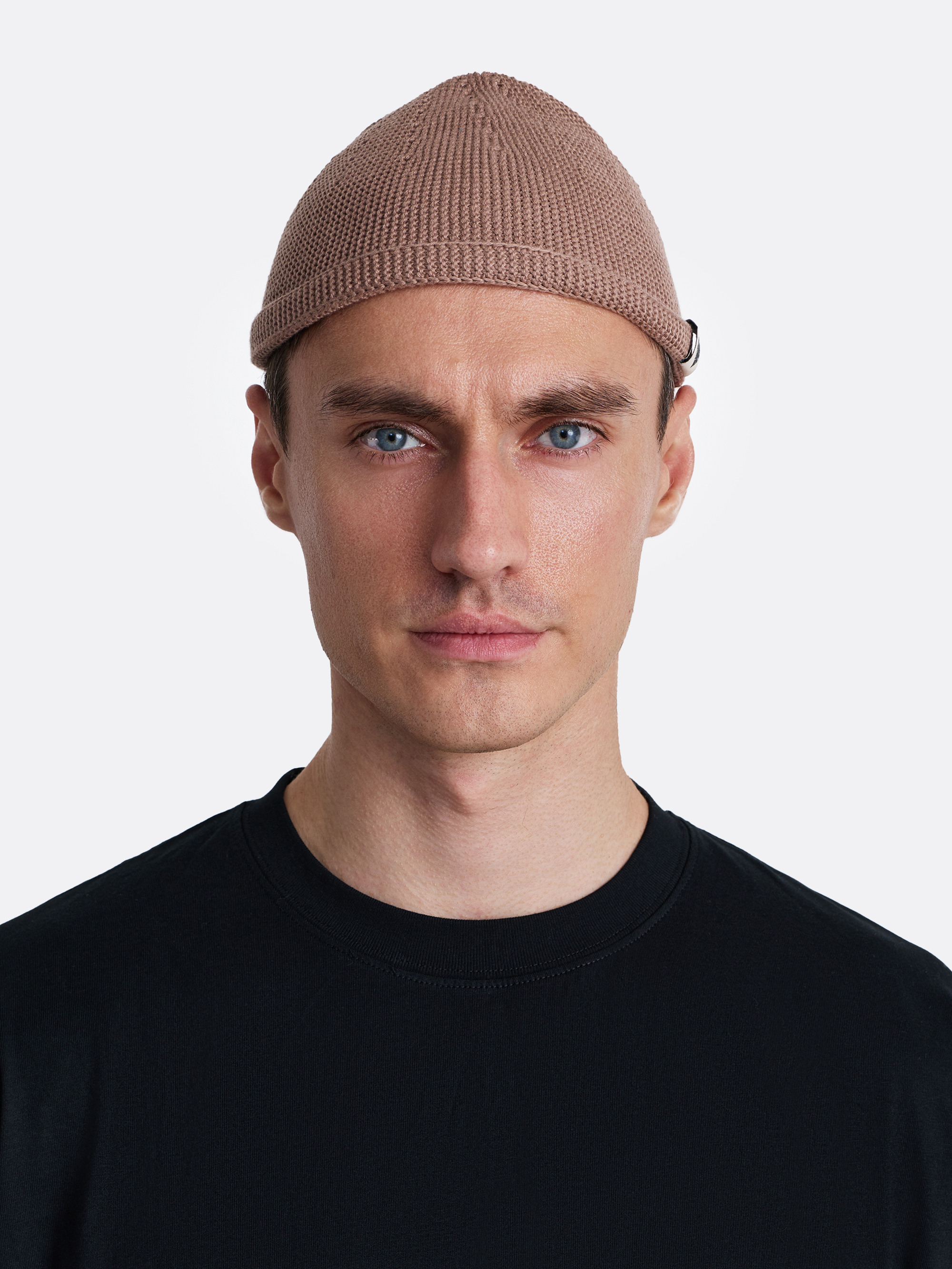 ​Шапка-бини