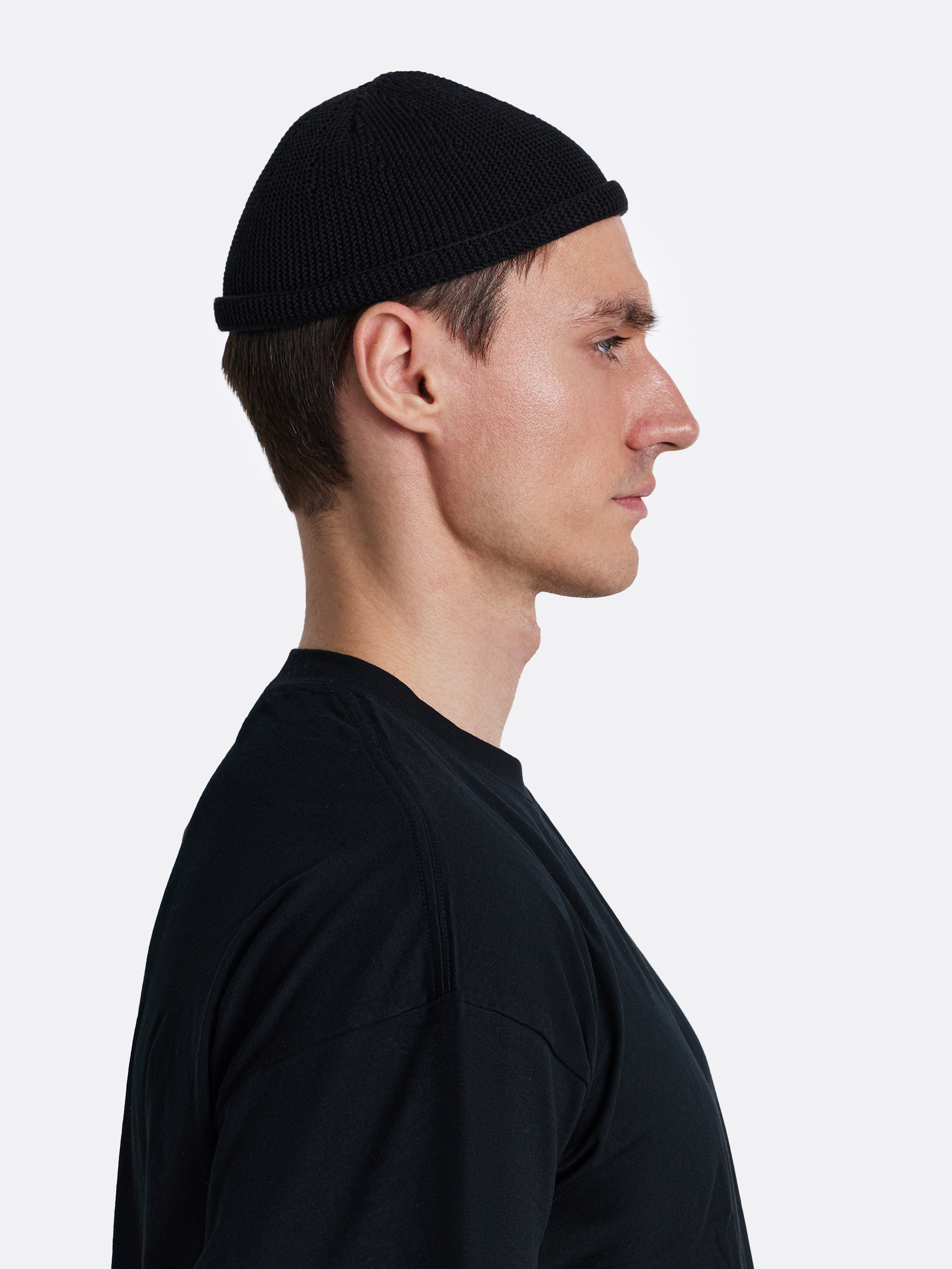 ​Шапка-бини