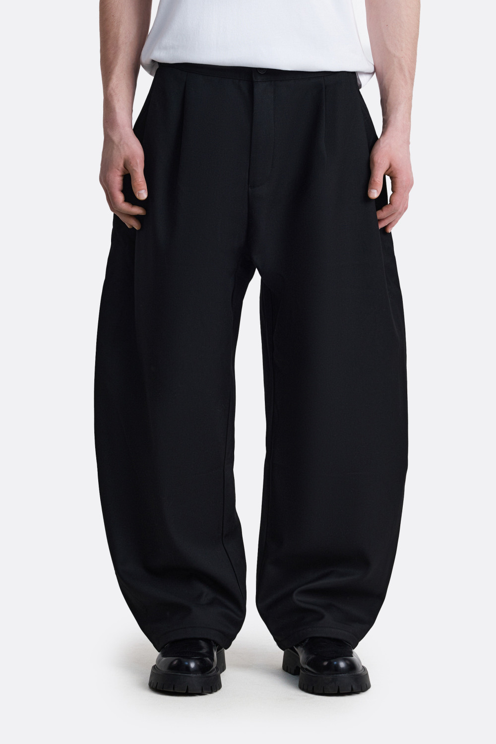 ​Брюки Vector