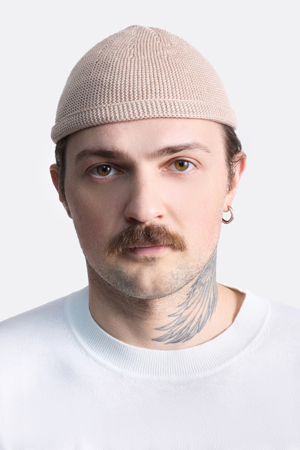 ​Шапка-бини