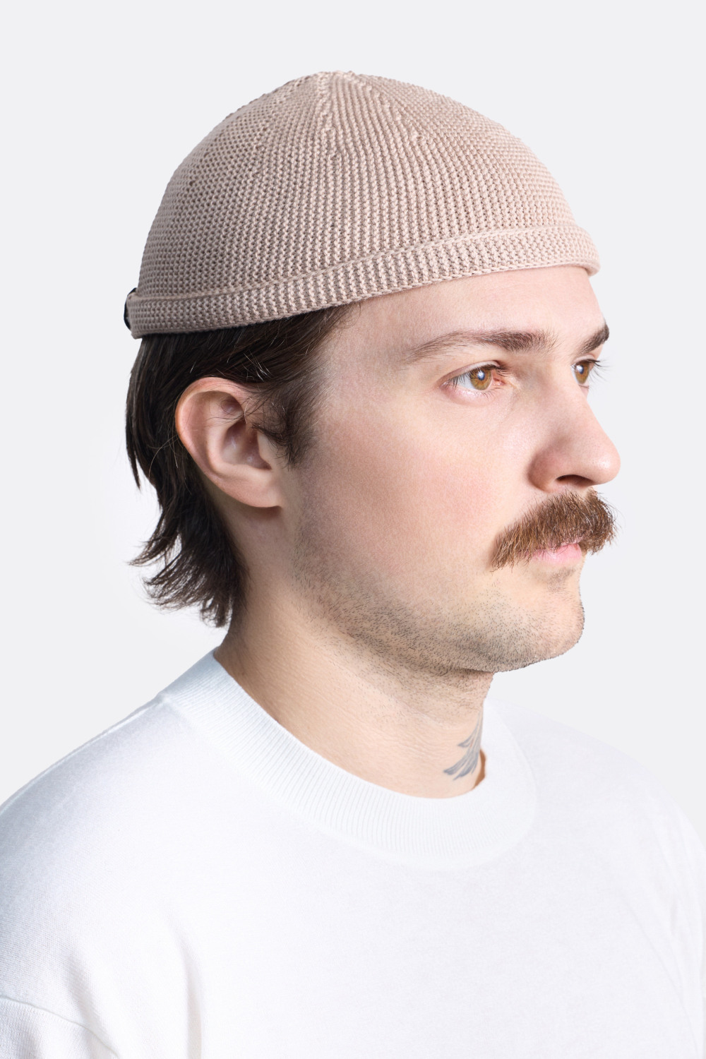 ​Шапка-бини