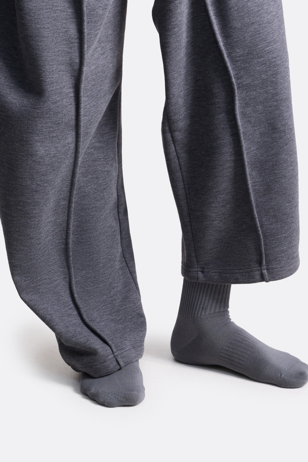 ​Носки средней длины