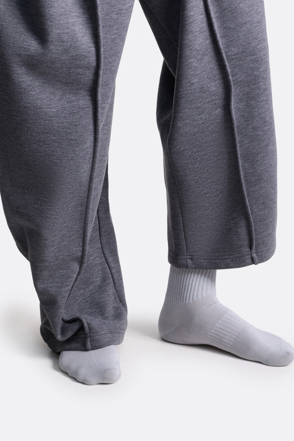 ​Носки средней длины