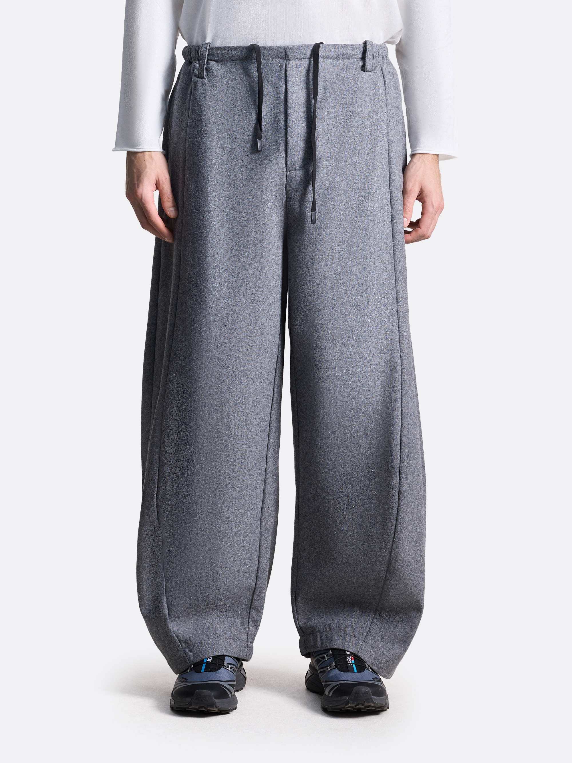 ​Широкие брюки