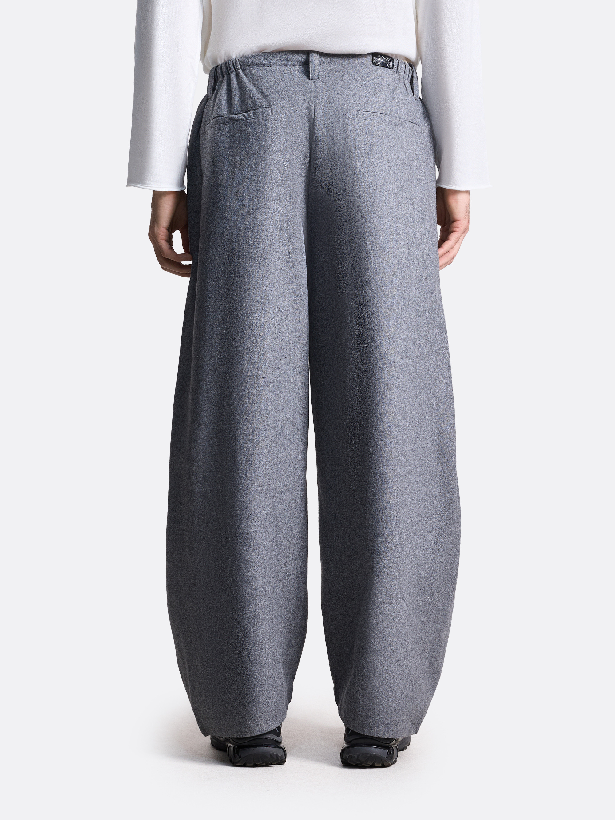 ​Широкие брюки