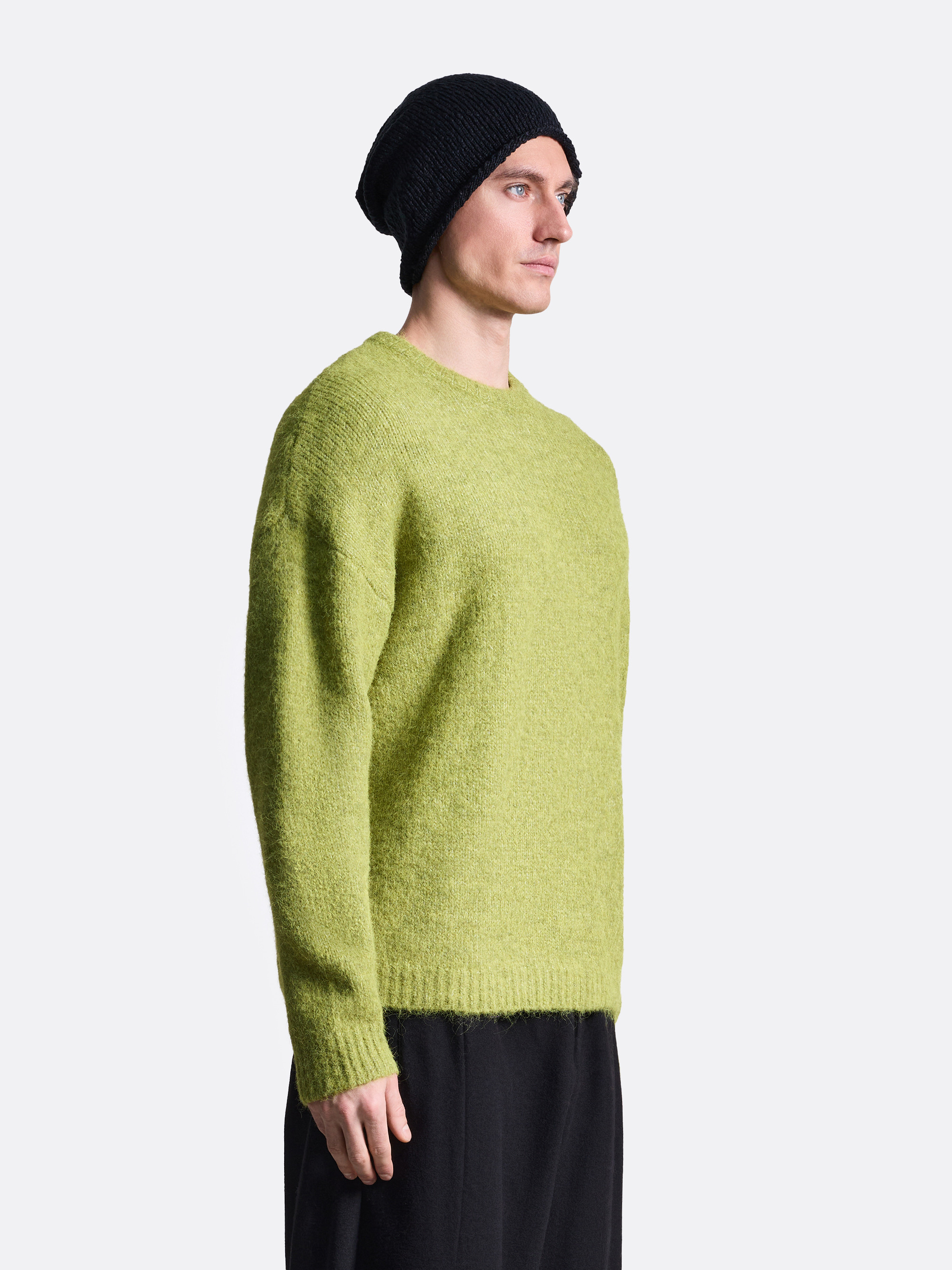 ​Вязаный свитер