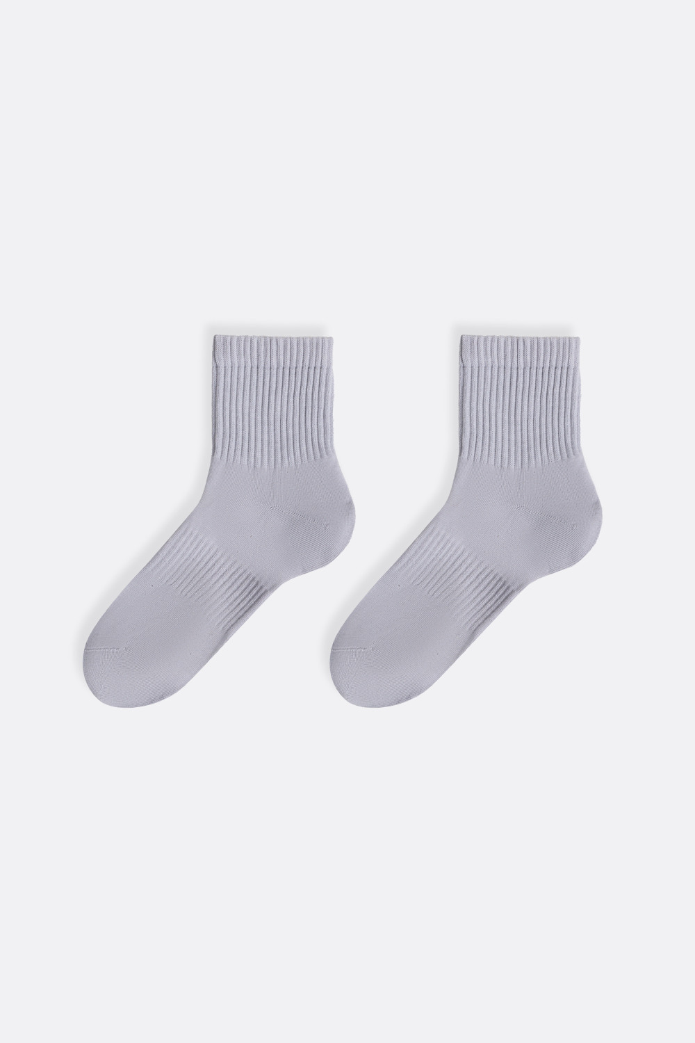 ​Носки средней длины