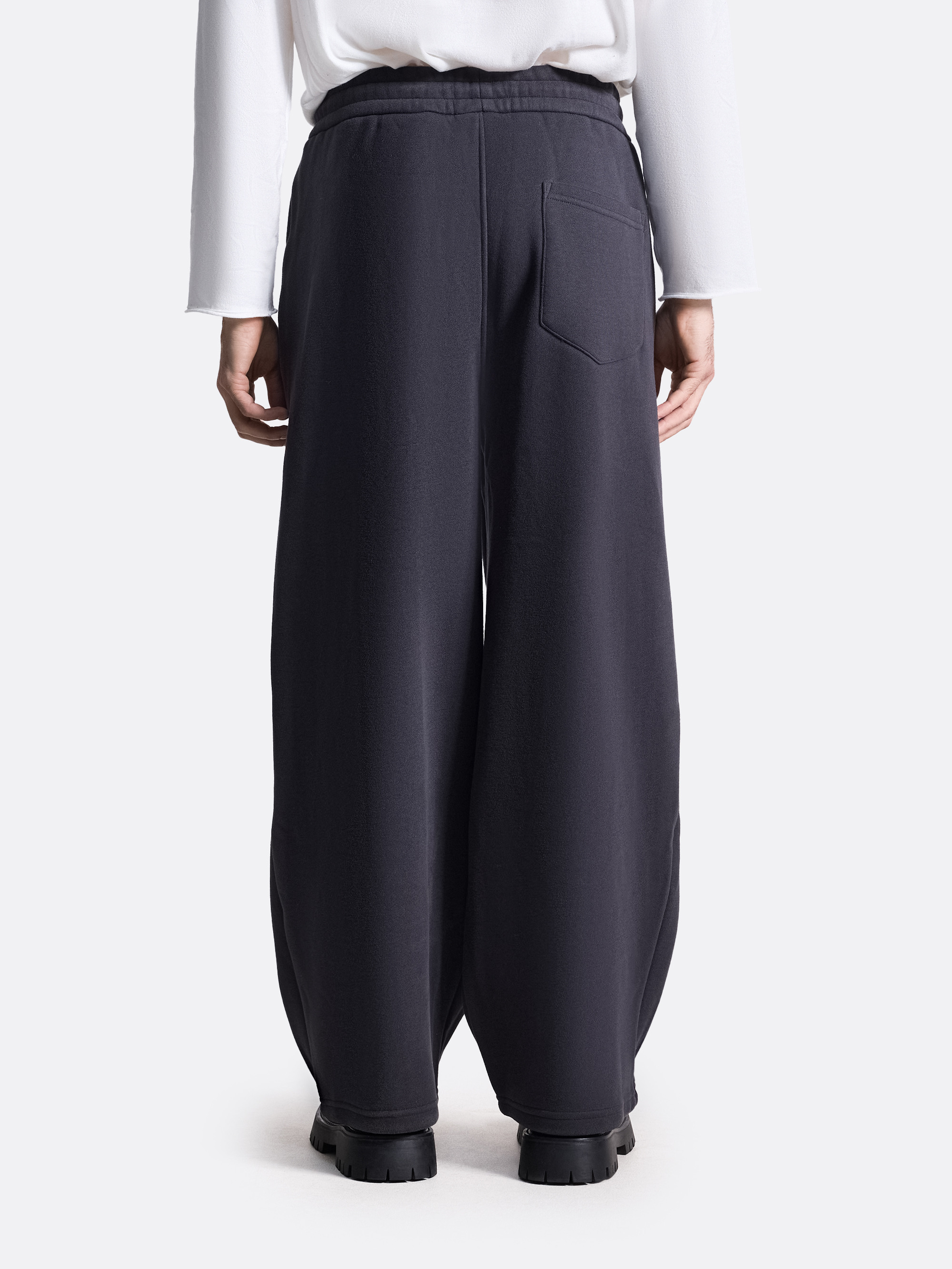 ​Брюки со складками