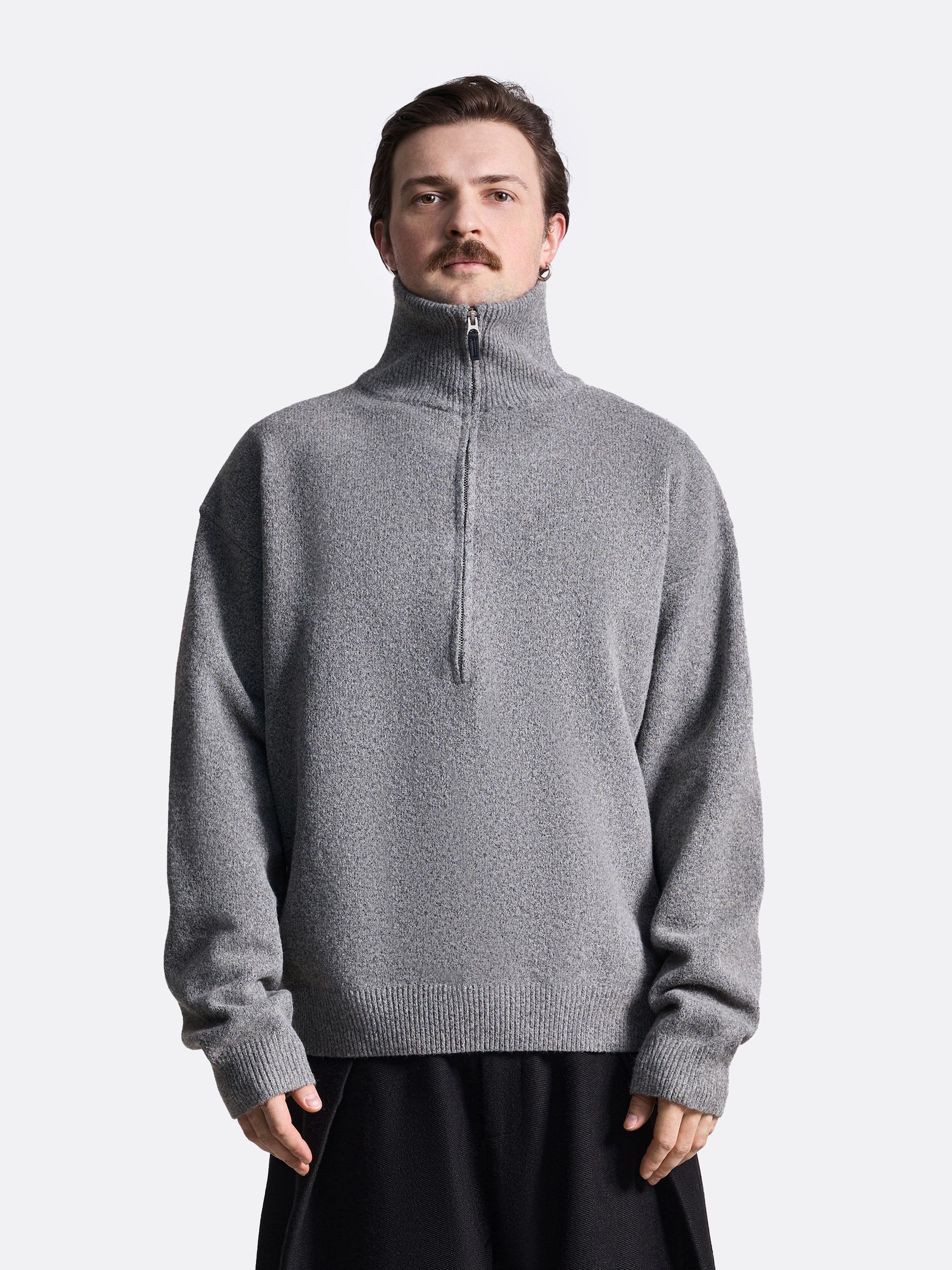 ​Свитер с застежкой-молнией