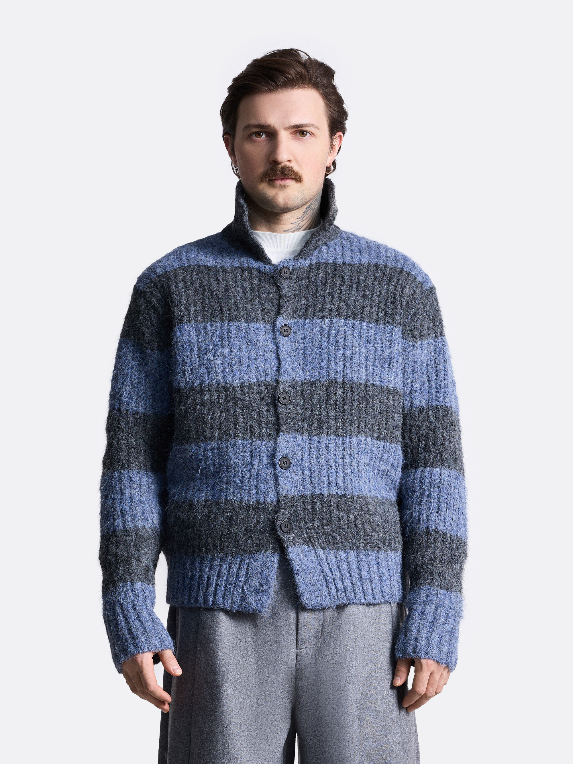 ​Кардиган в полоску