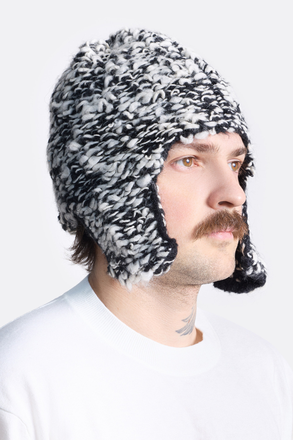 ​Шапка-ушанка curly