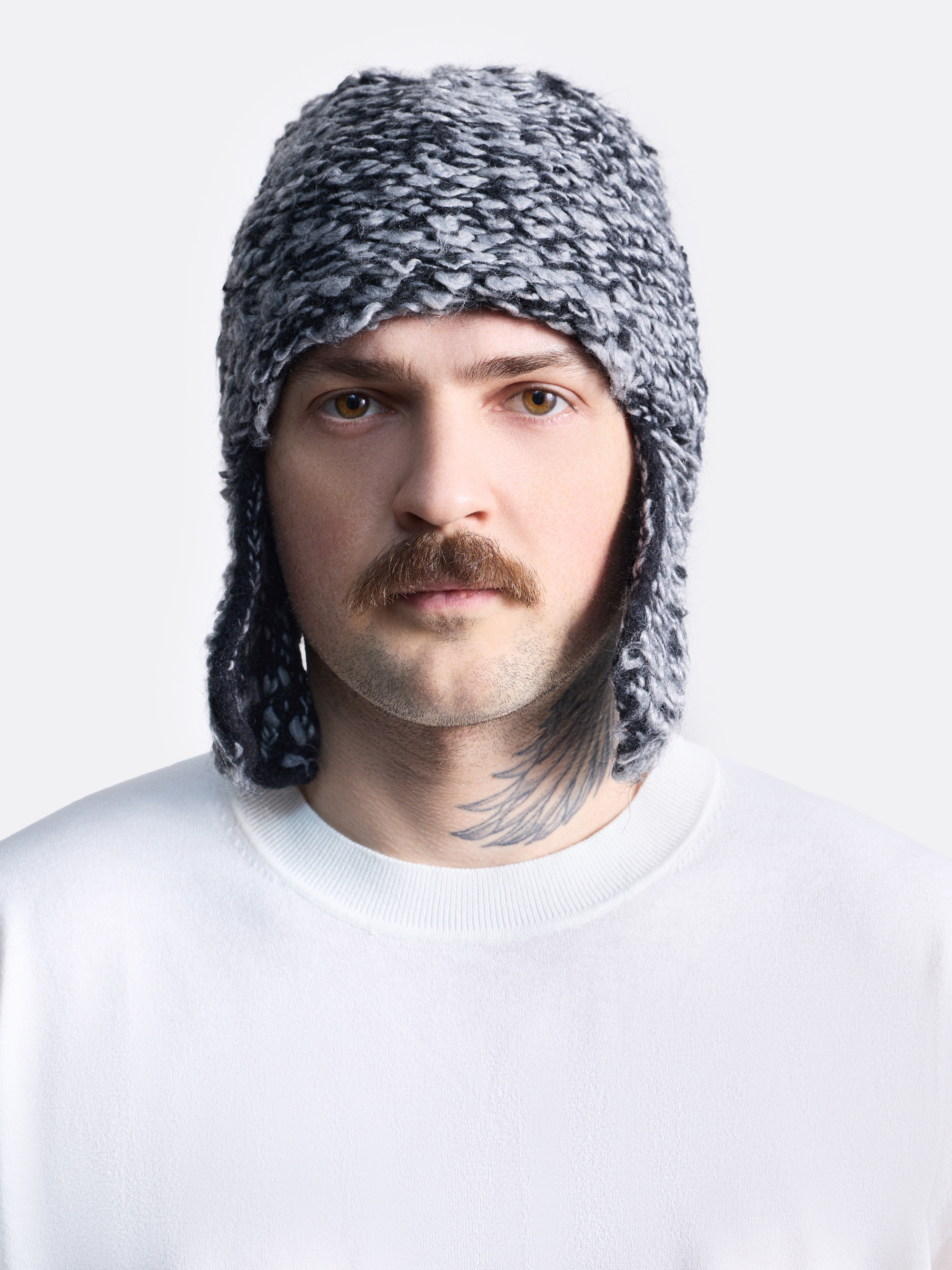 ​Шапка-ушанка curly