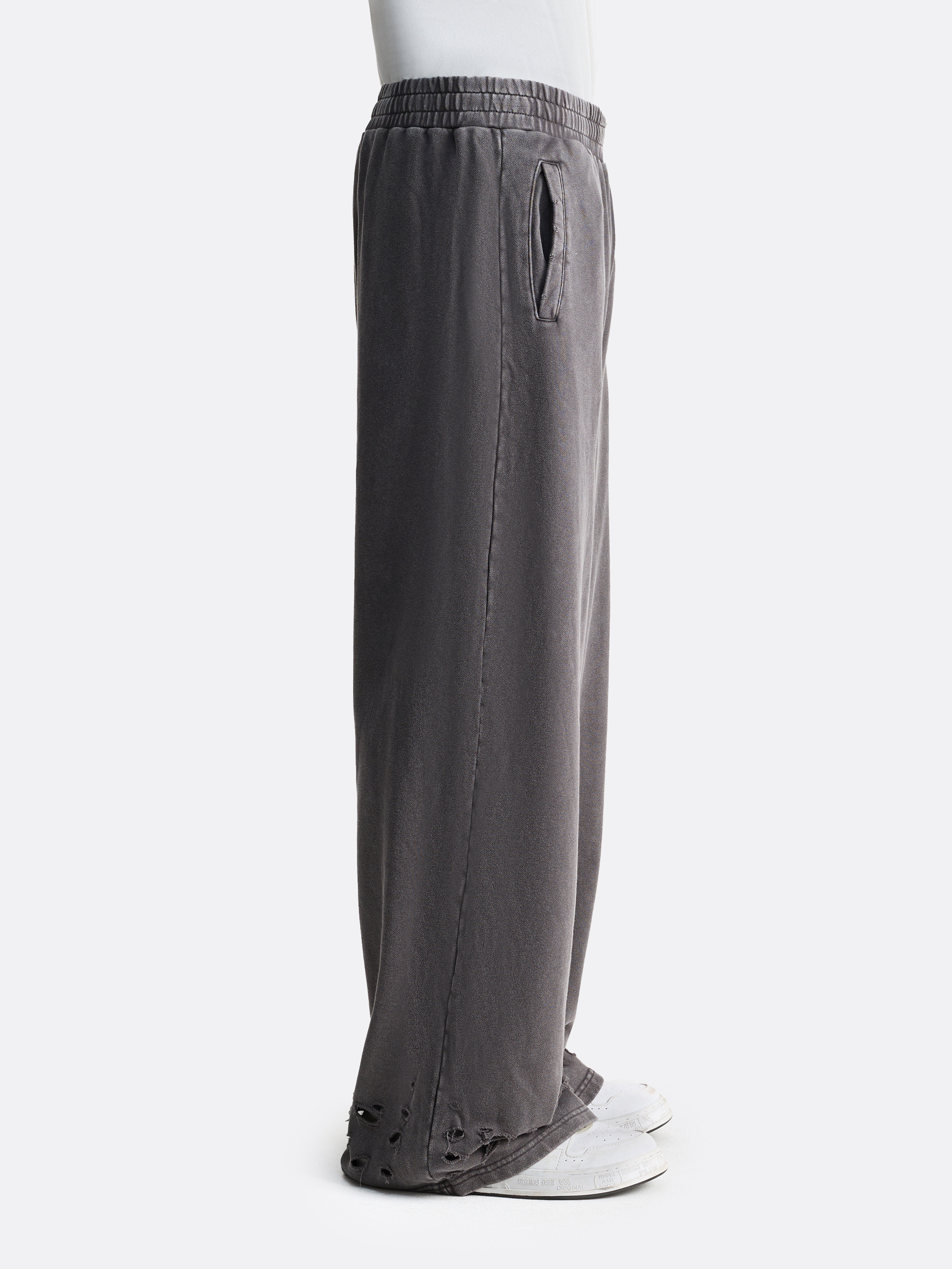 Брюки с необработанным рваным краем