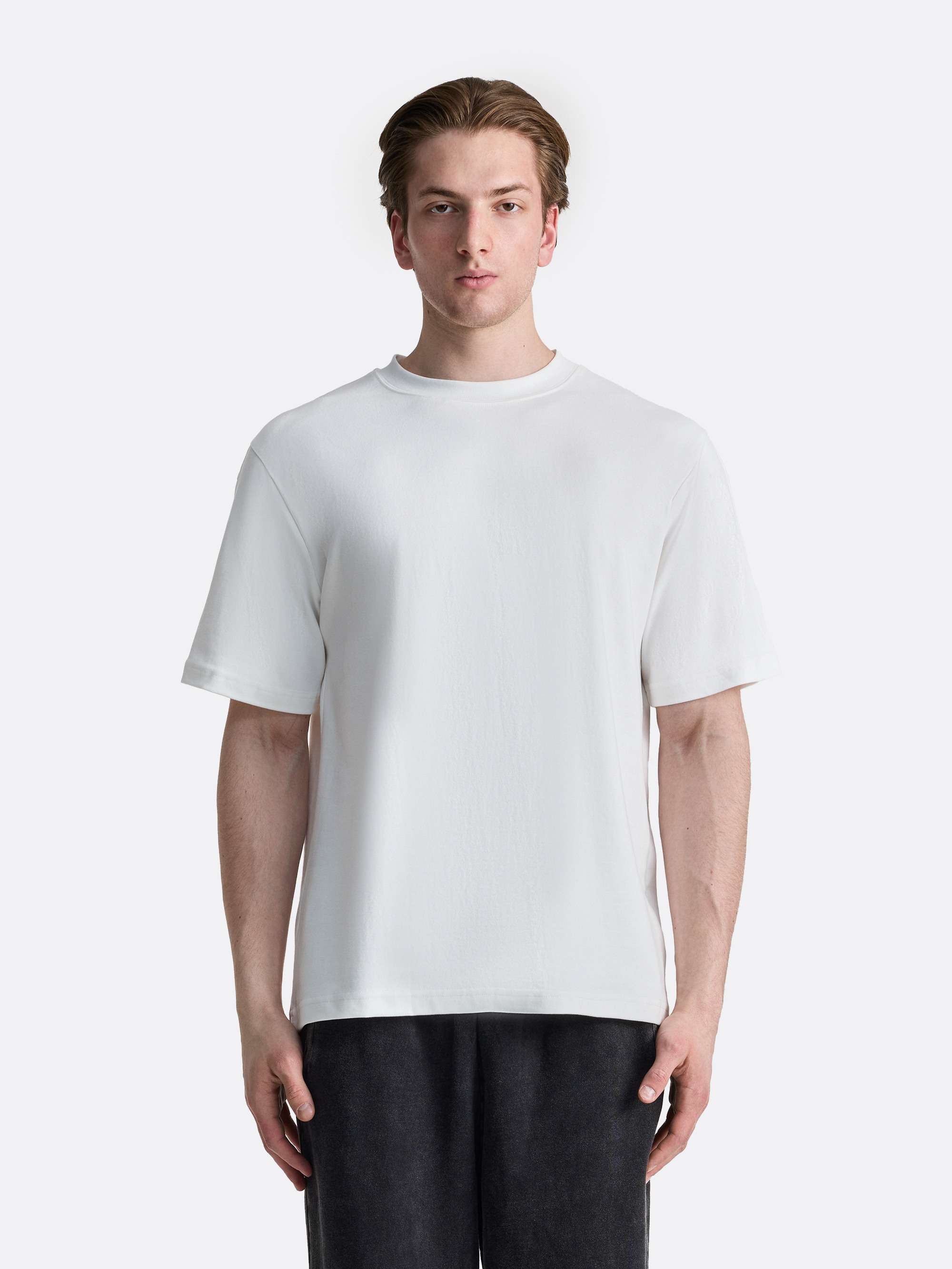 Футболка классического силуэта