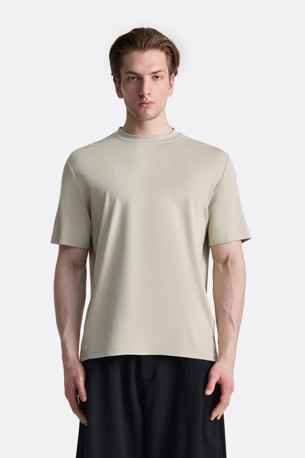 Футболка классического силуэта