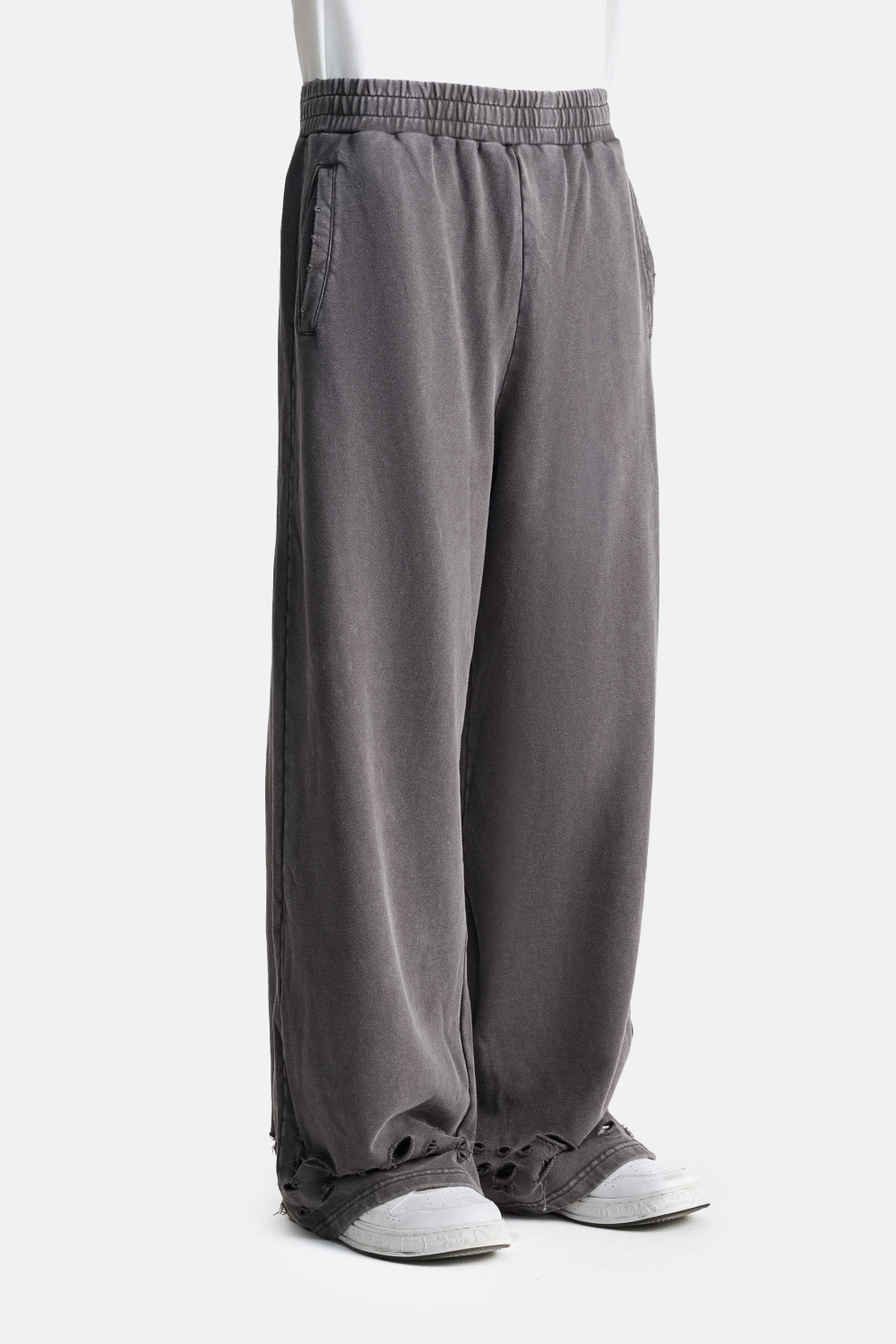 Брюки с необработанным рваным краем