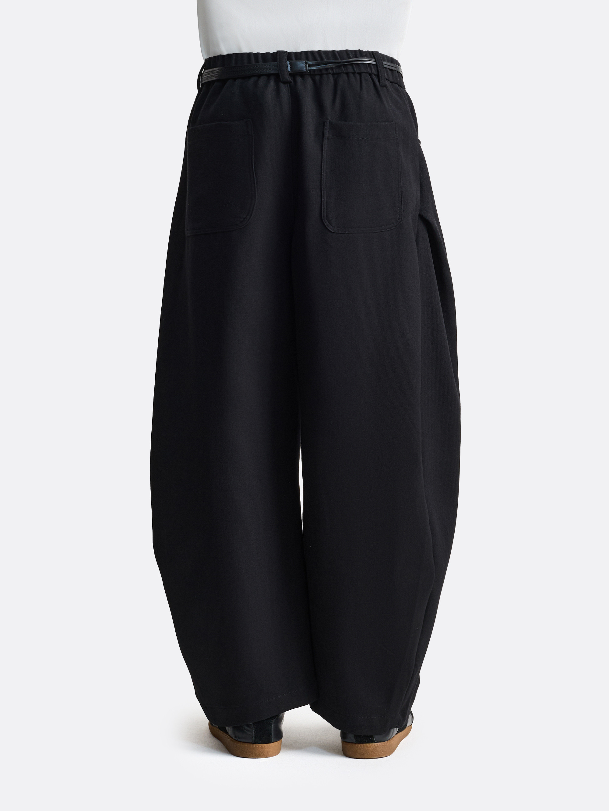 Брюки с декоративным поясом