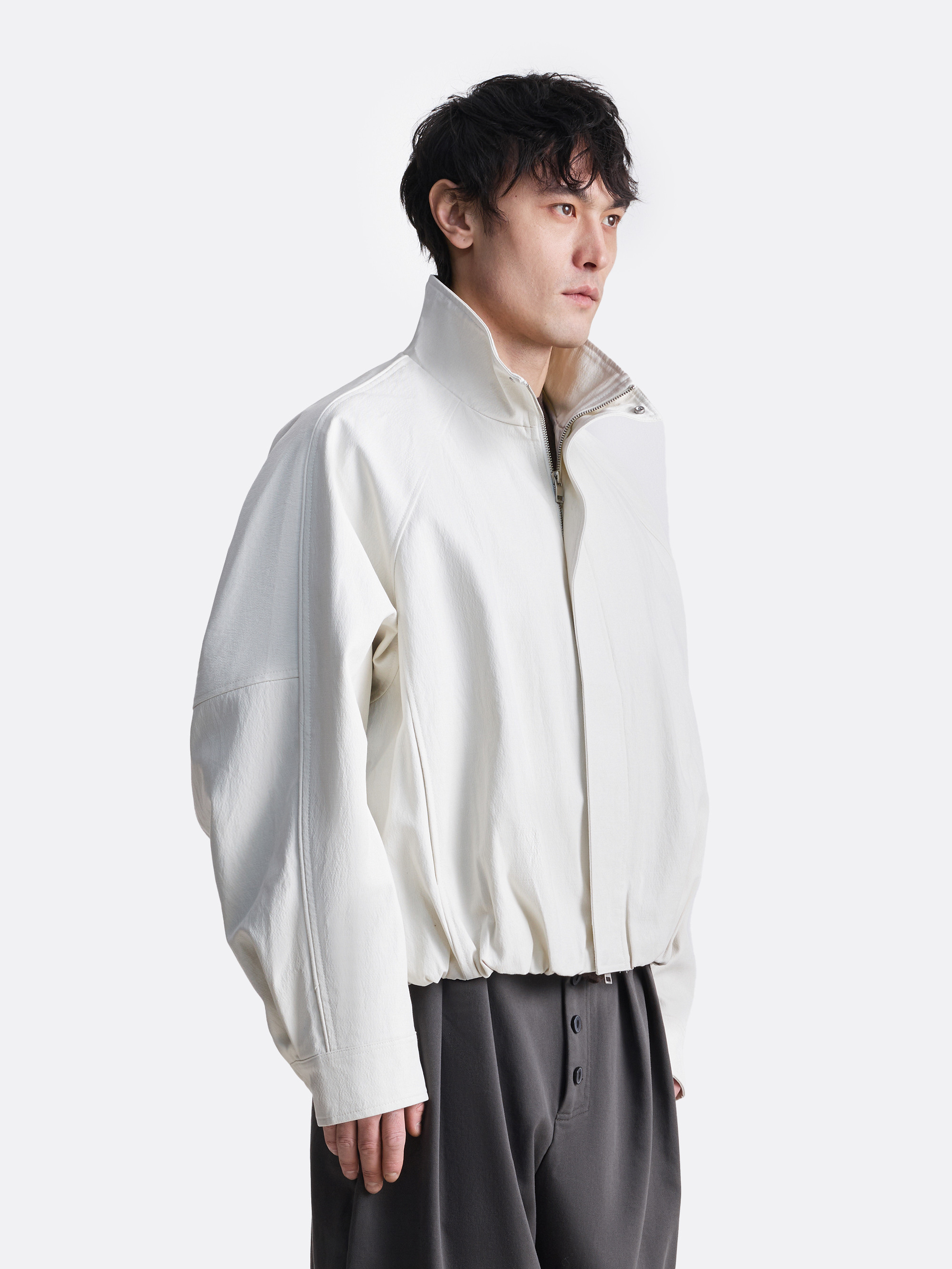 ​Куртка с воротником стойкой