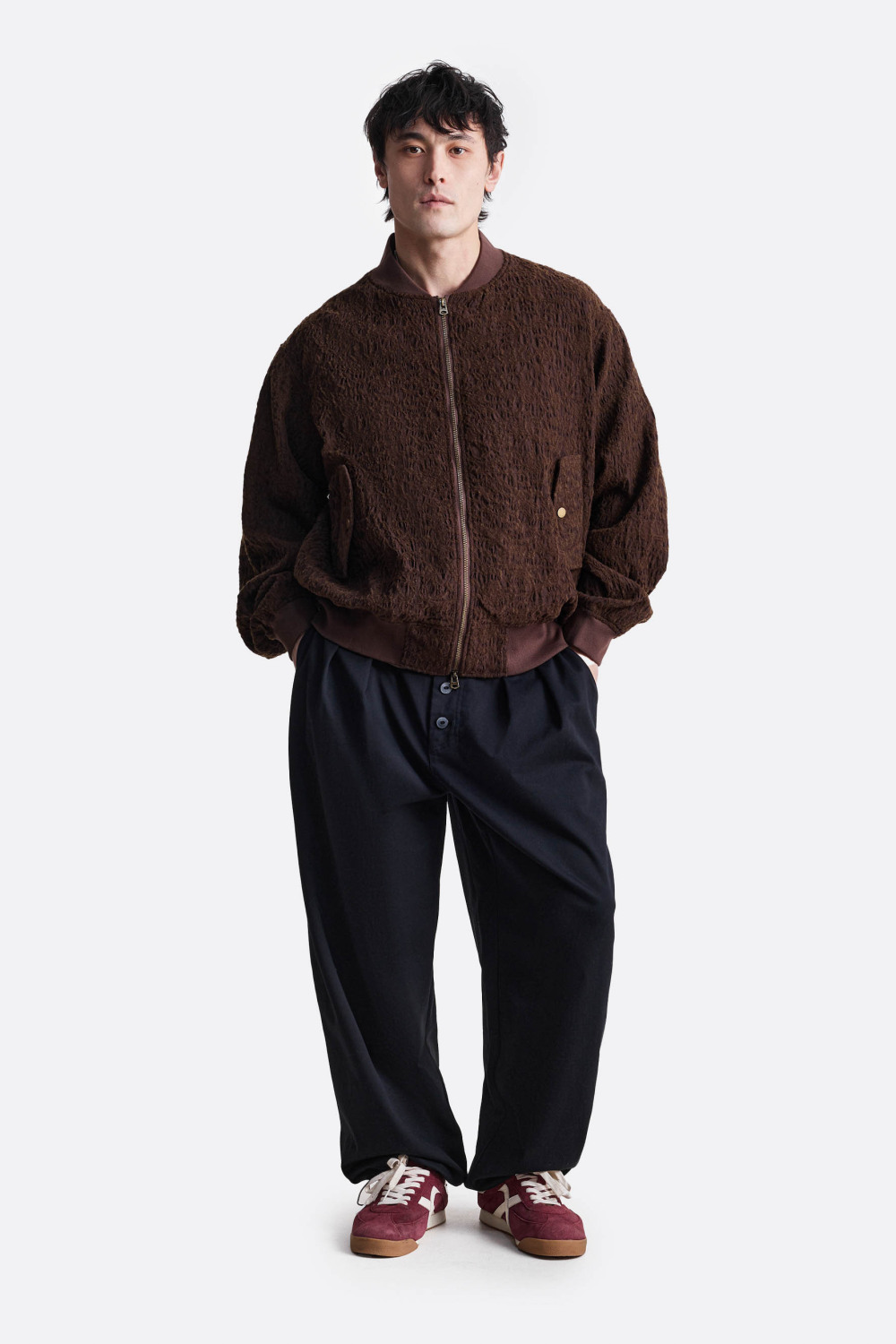 Бомбер с фактурной отделкой