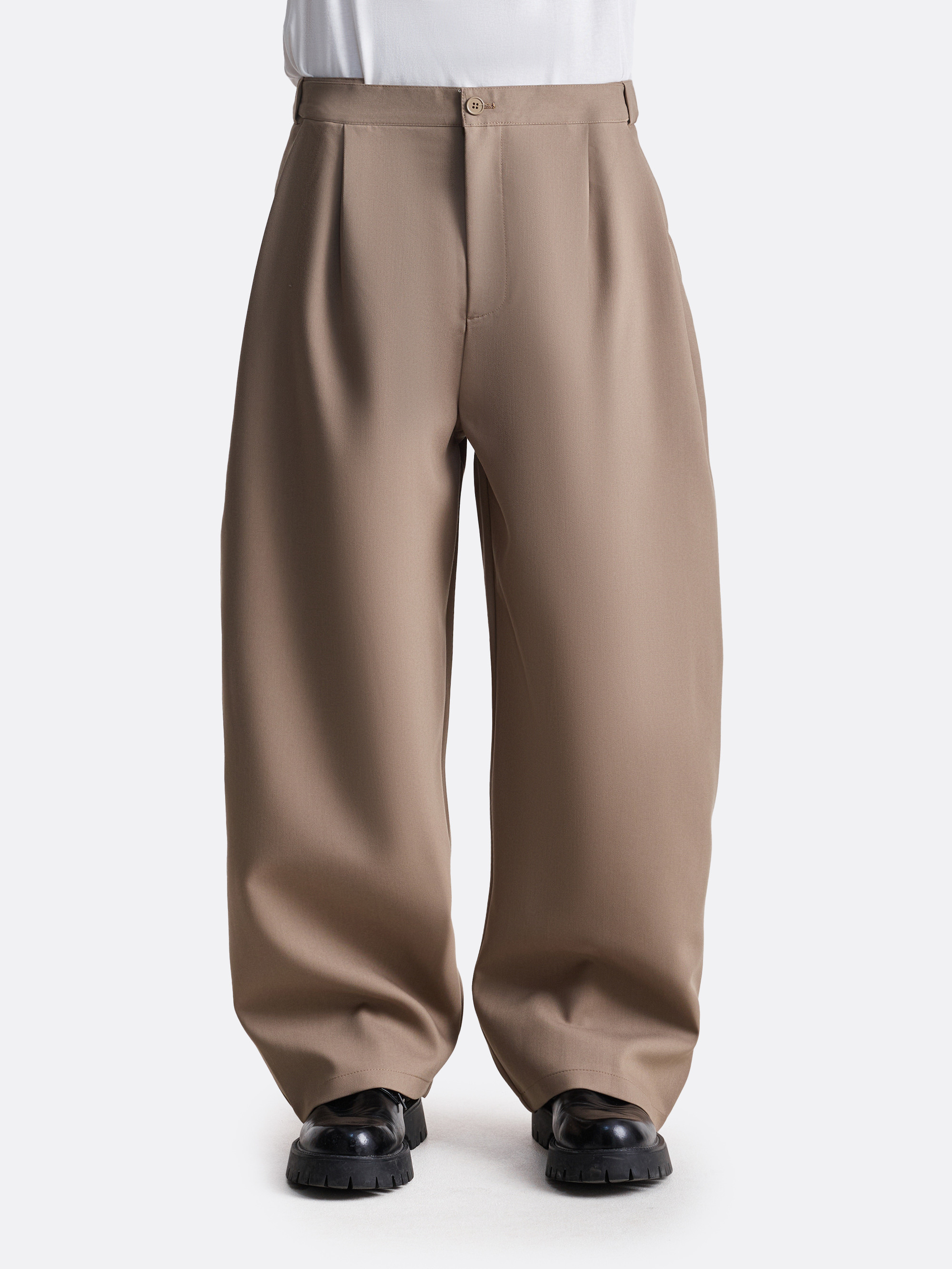 Брюки свободного силуэта