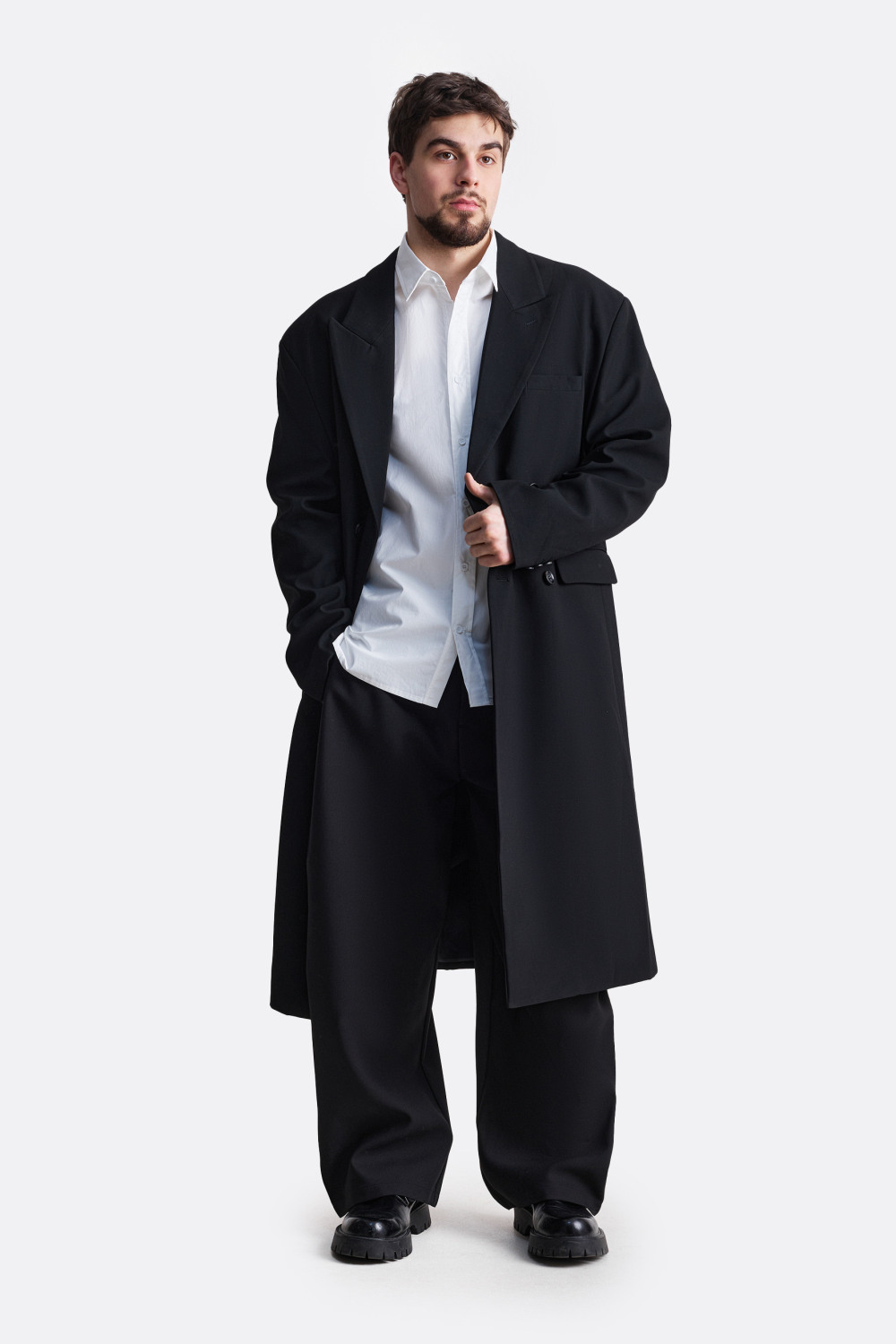 ​Двубортное пальто