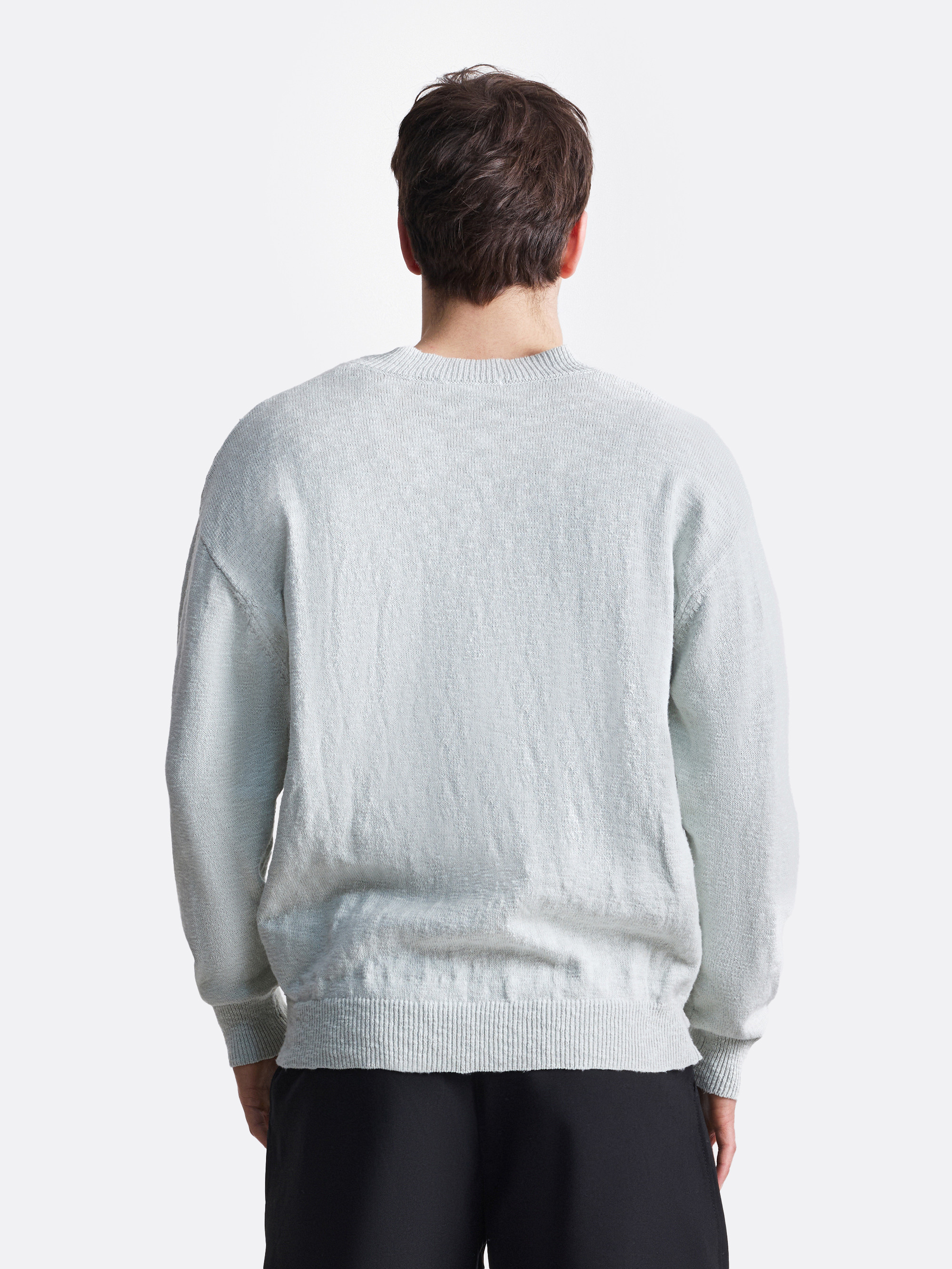 ​Свитер с V-образным вырезом