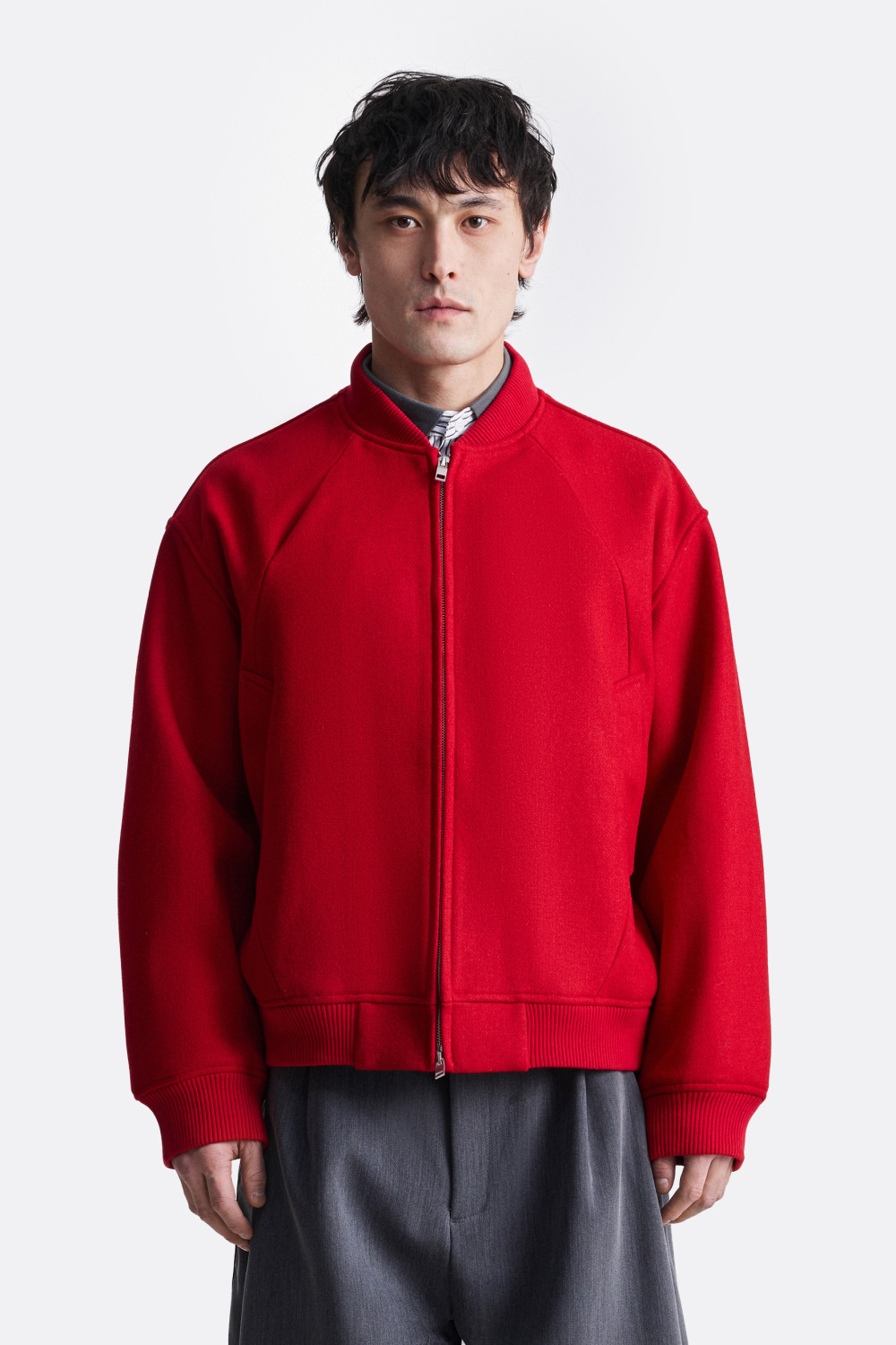 ​Утепленный бомбер