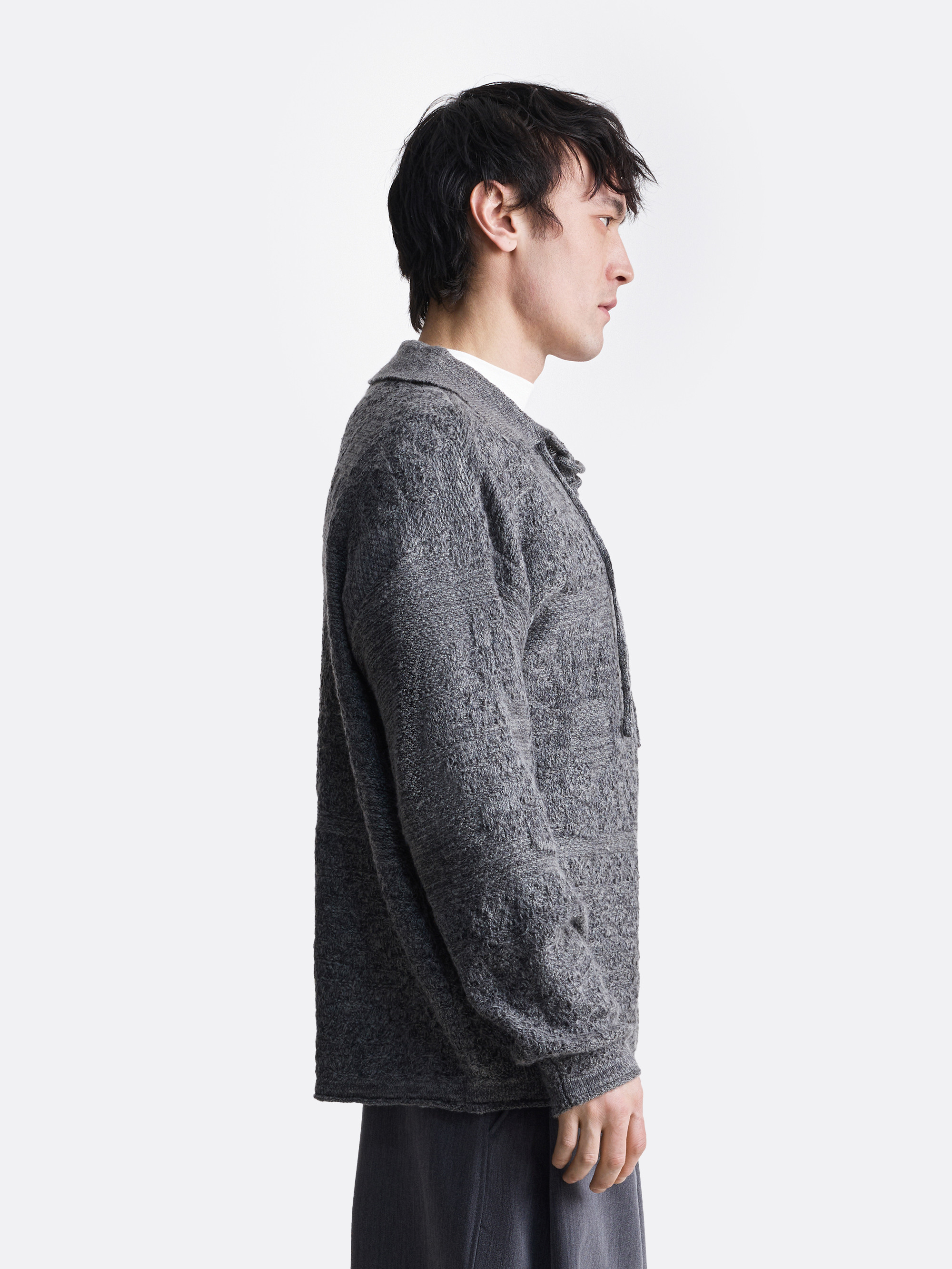 ​Свитер с декоративным узором